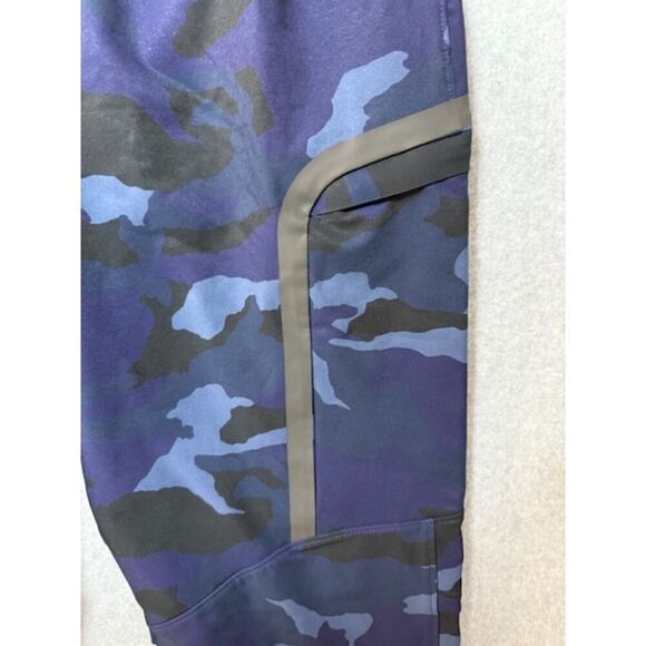 Under Armour Elite Fitted Sportstyle Camo Pants Blue Size M Men NWT $100 - Picture 3 of 5